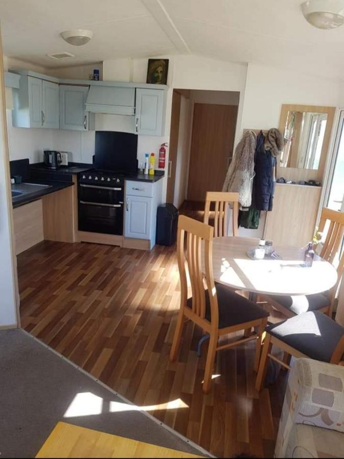 Private Caravan Situated At Parkdean Holiday Resort St Margaret'S At Cliffe Number 18 Saint Margaretʼs at Cliffe Exterior foto