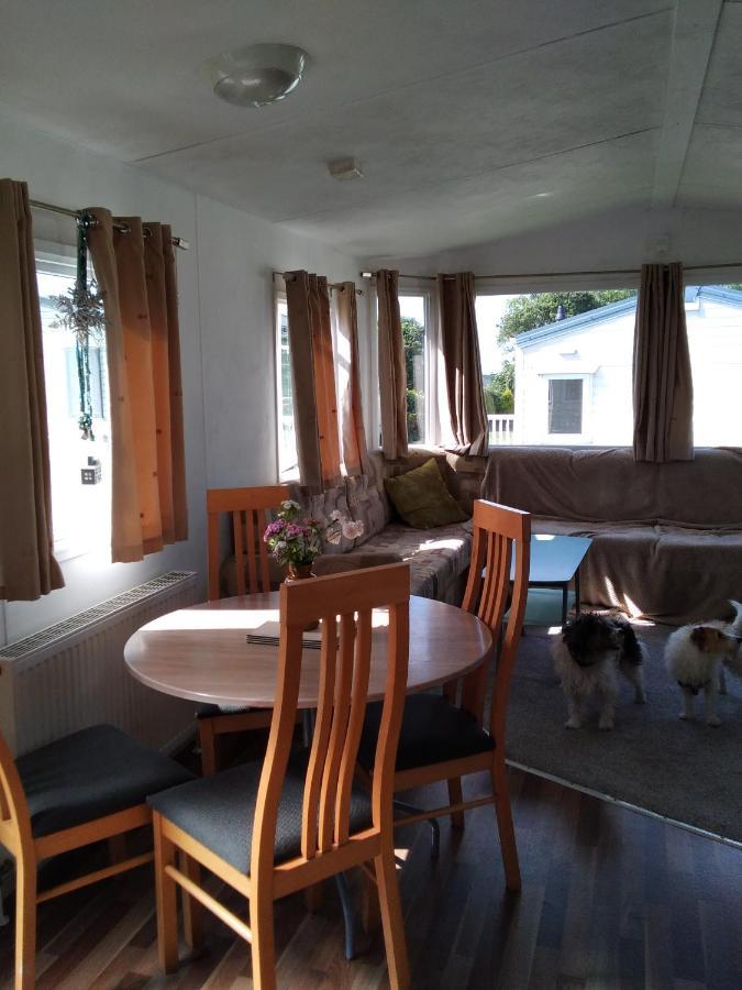 Private Caravan Situated At Parkdean Holiday Resort St Margaret'S At Cliffe Number 18 Saint Margaretʼs at Cliffe Exterior foto