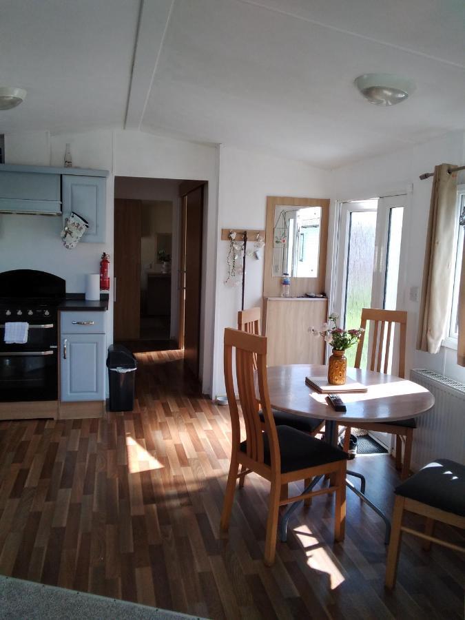 Private Caravan Situated At Parkdean Holiday Resort St Margaret'S At Cliffe Number 18 Saint Margaretʼs at Cliffe Exterior foto