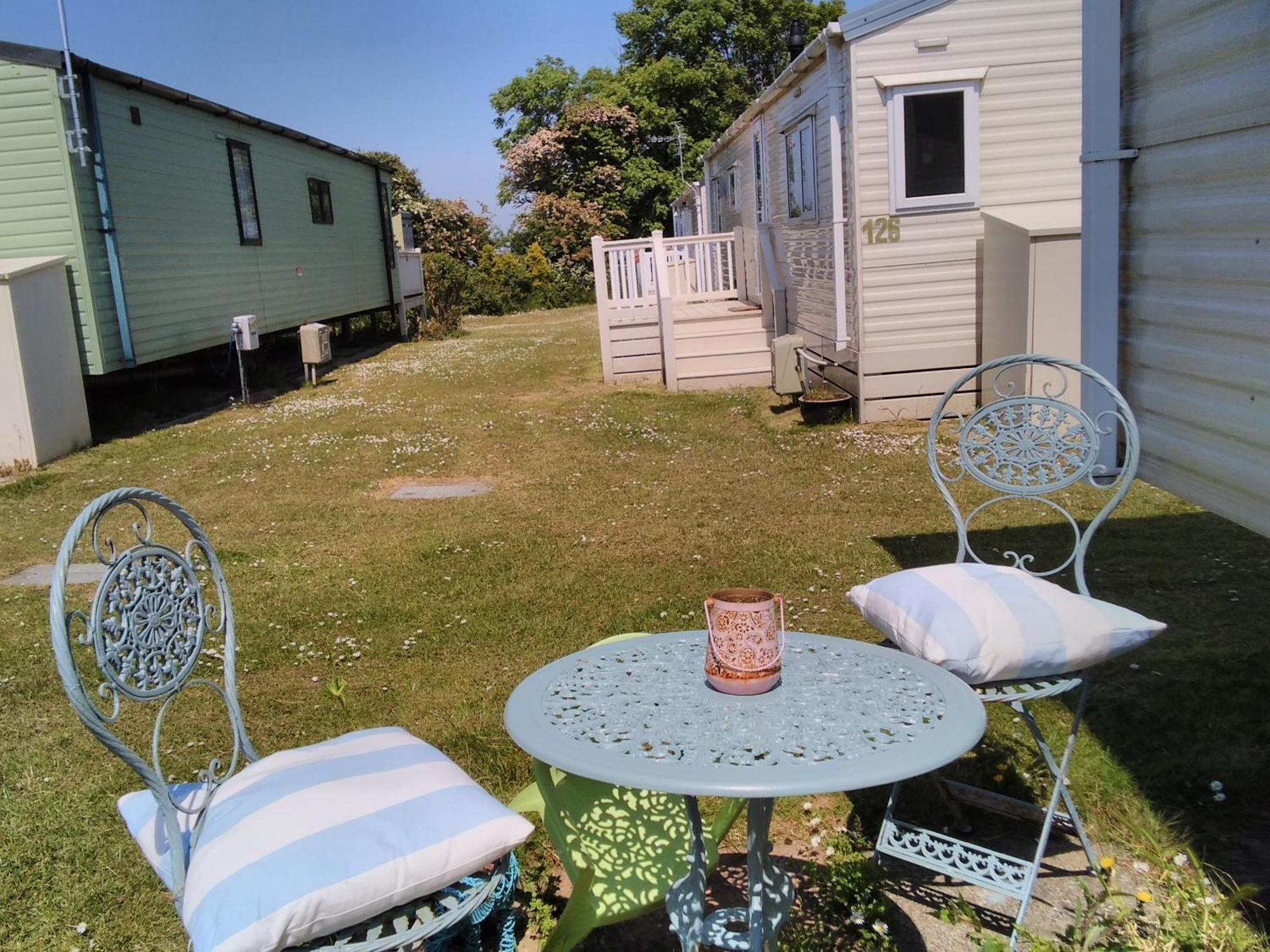 Private Caravan Situated At Parkdean Holiday Resort St Margaret'S At Cliffe Number 18 Saint Margaretʼs at Cliffe Exterior foto