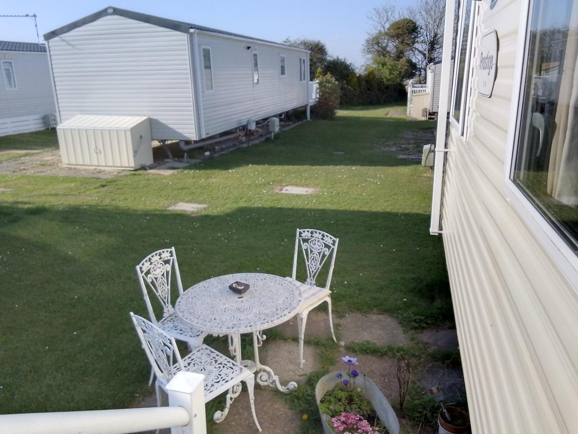 Private Caravan Situated At Parkdean Holiday Resort St Margaret'S At Cliffe Number 18 Saint Margaretʼs at Cliffe Exterior foto