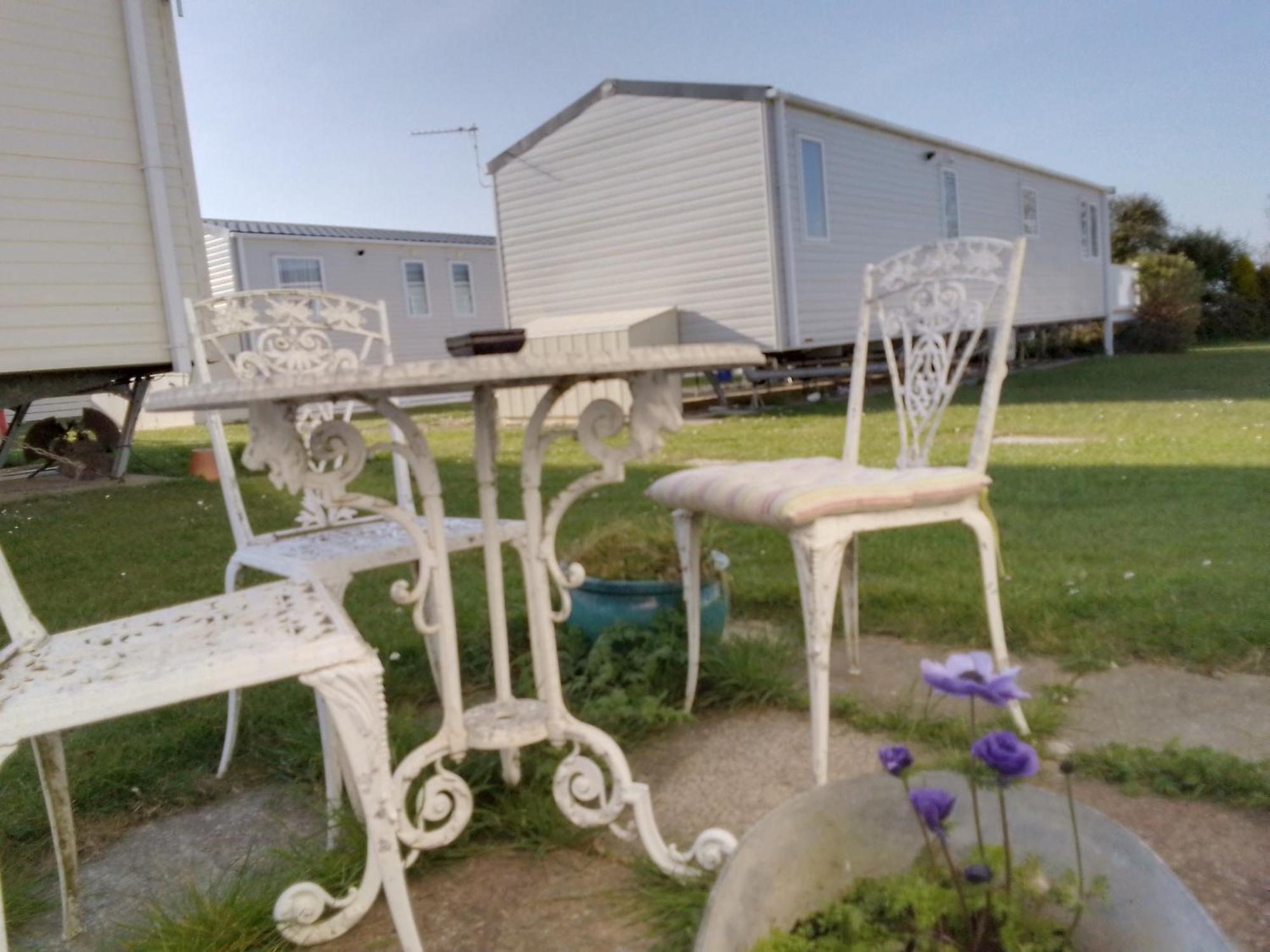 Private Caravan Situated At Parkdean Holiday Resort St Margaret'S At Cliffe Number 18 Saint Margaretʼs at Cliffe Exterior foto